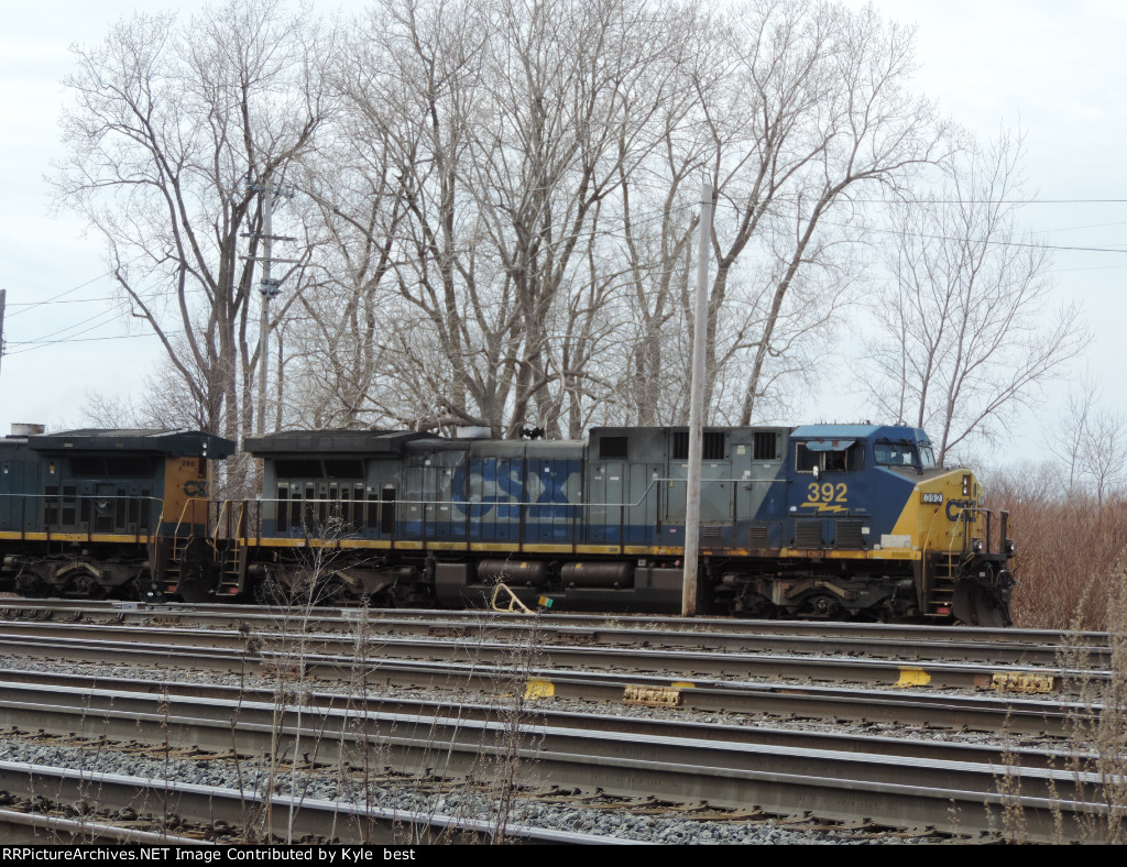 CSX 392 